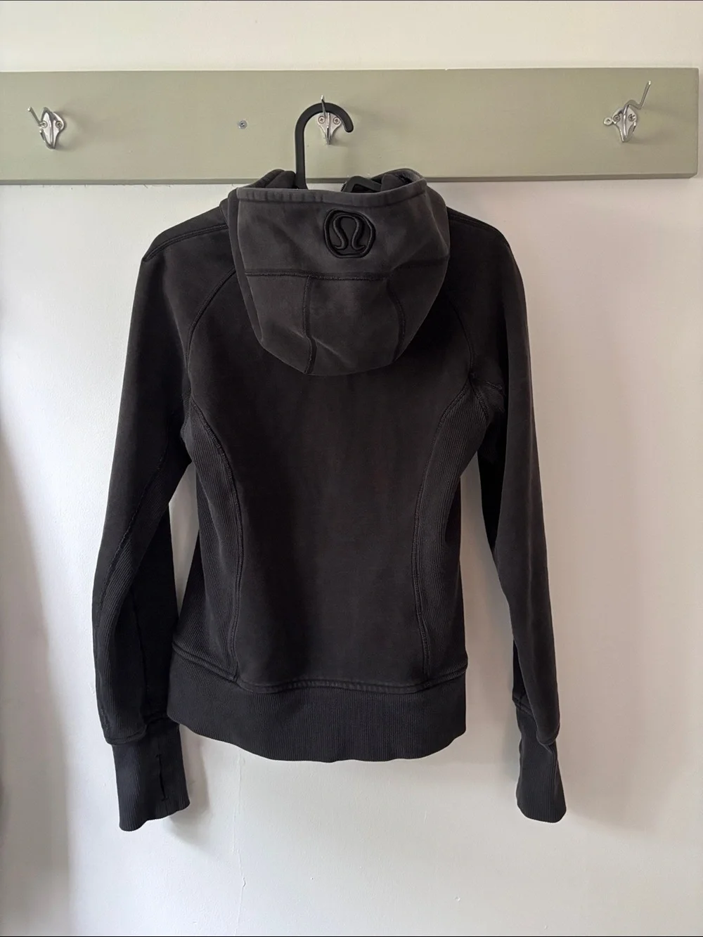 Lululemon Scuba Hoodie - Picture 3 of 4